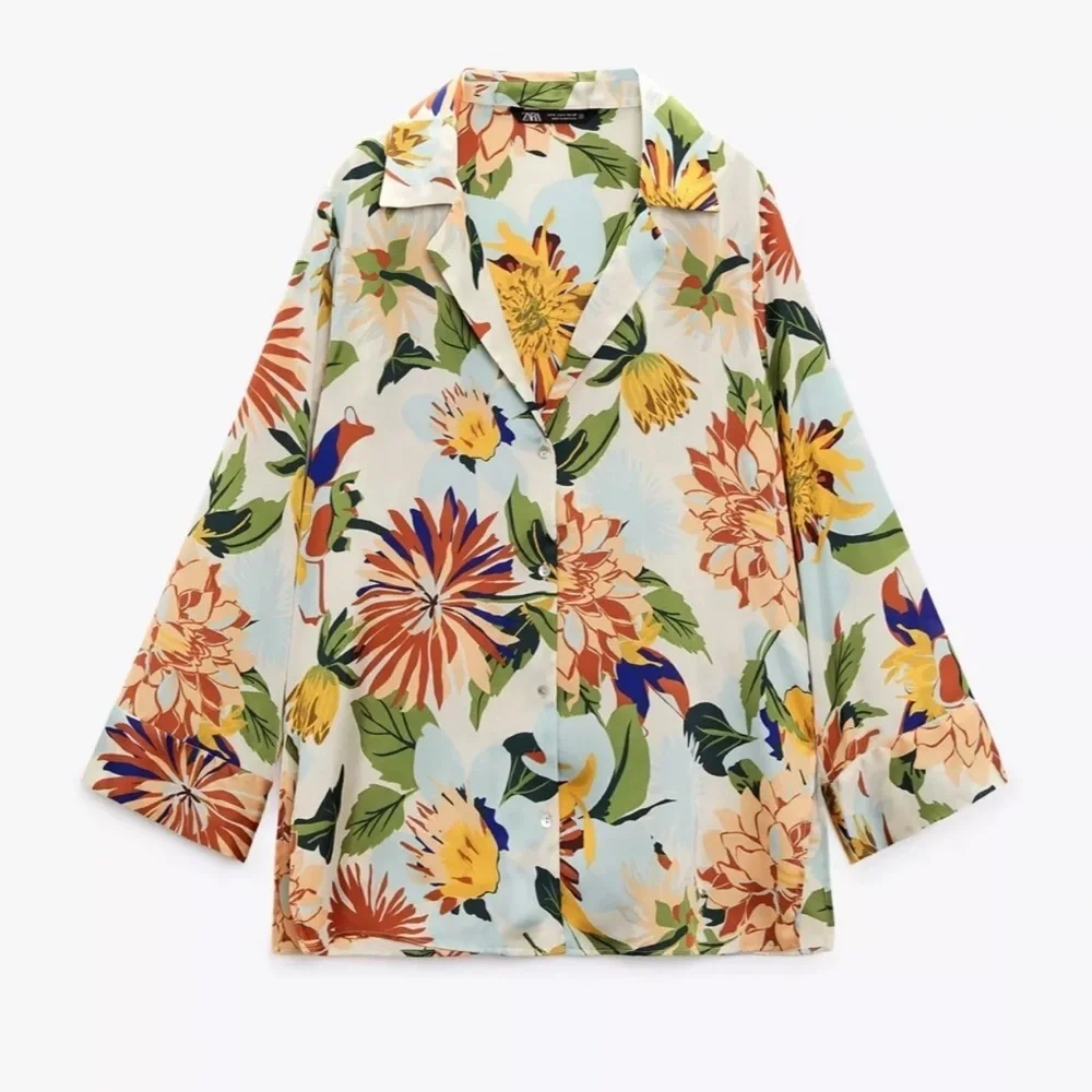 ZARA Satin‎ floral print buttoned down woman’s shirt blouse Sz XS